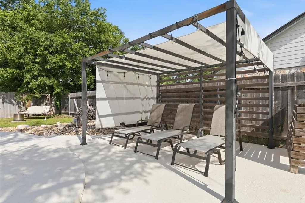 12400 Rusted Nail Cove Austin TX 78750