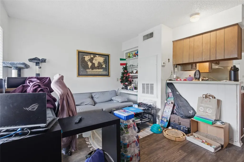 2801 Hemphill Park Austin TX 78705