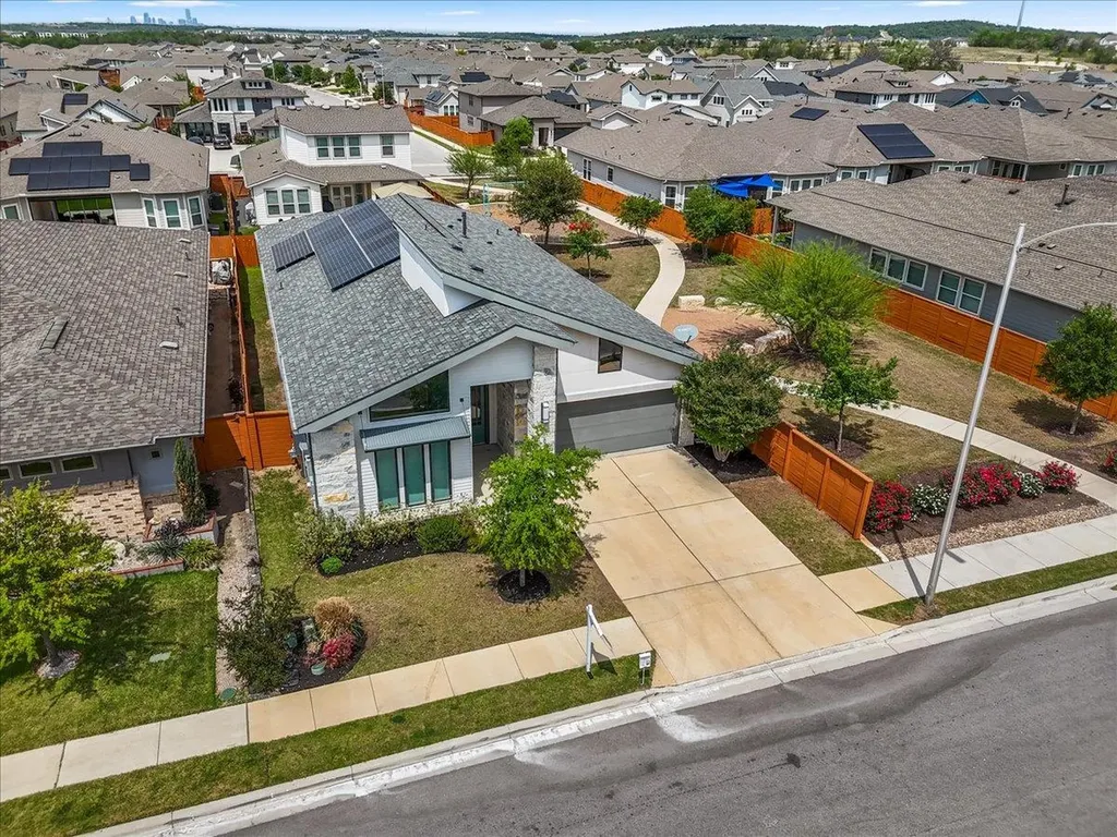 8212 Gilwice Lane Austin TX 78744