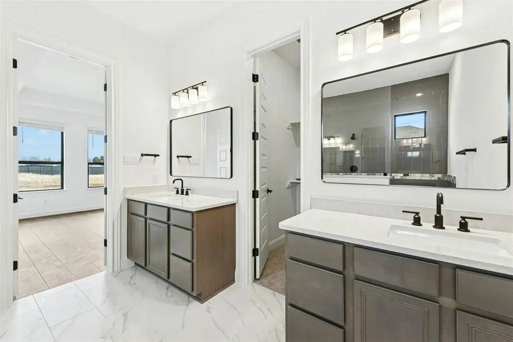 109 Mcnaughton Drive Liberty Hill TX 78642