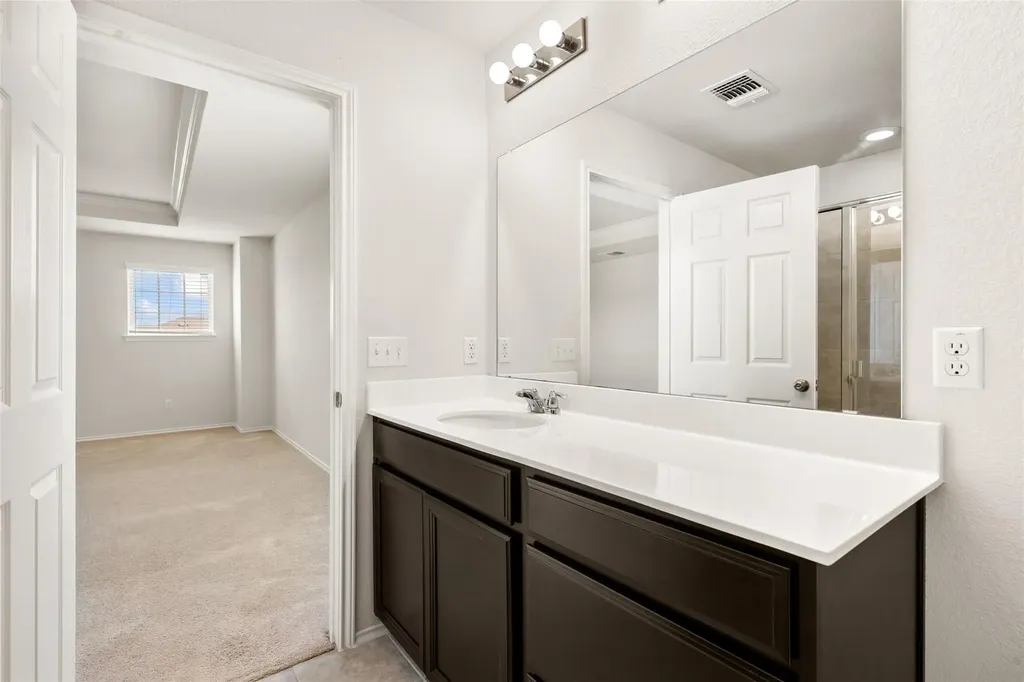 2204 Cliffbrake Way Georgetown TX 78626