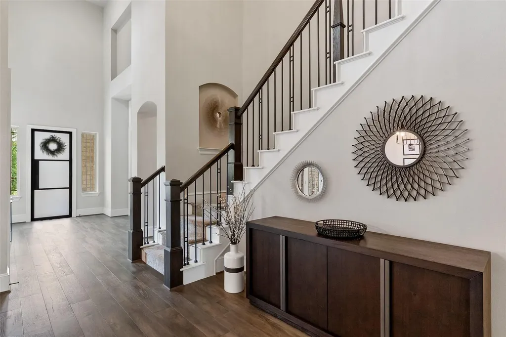 404 Woodside Terrace Austin TX 78738