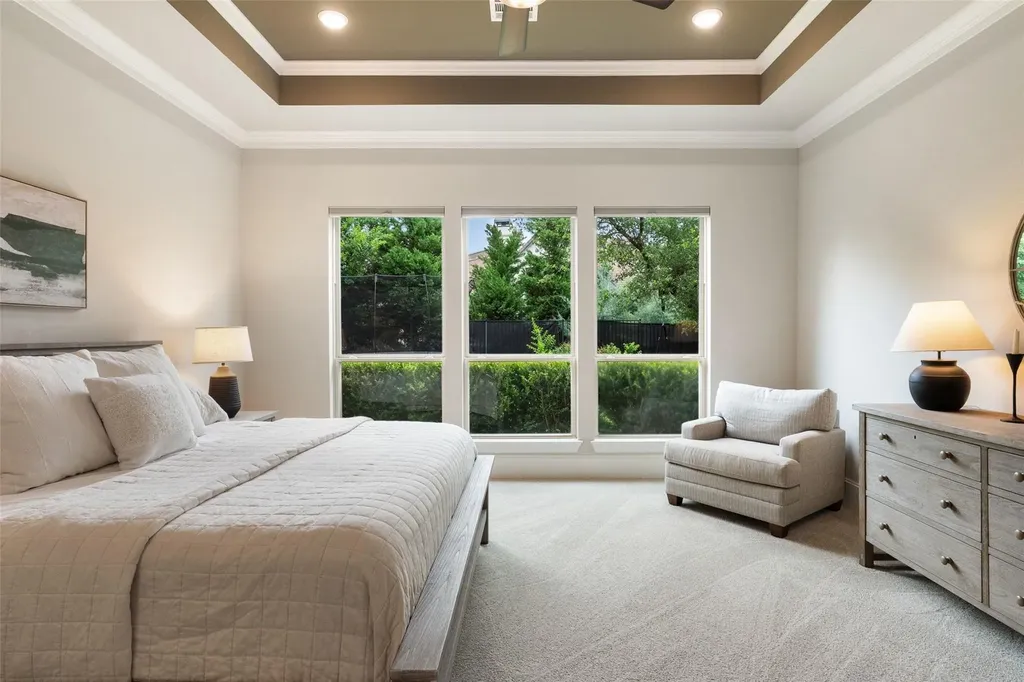 404 Woodside Terrace Austin TX 78738