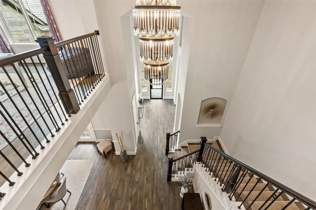 404 Woodside Terrace Austin TX 78738