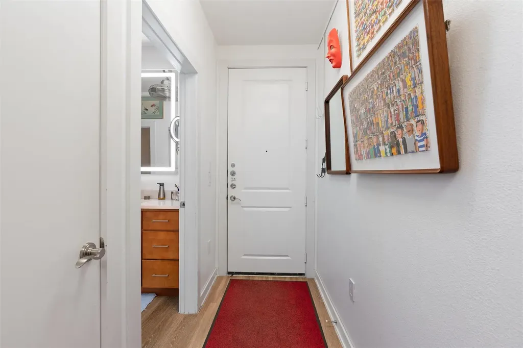 1900 Barton Springs Road Austin TX 78704