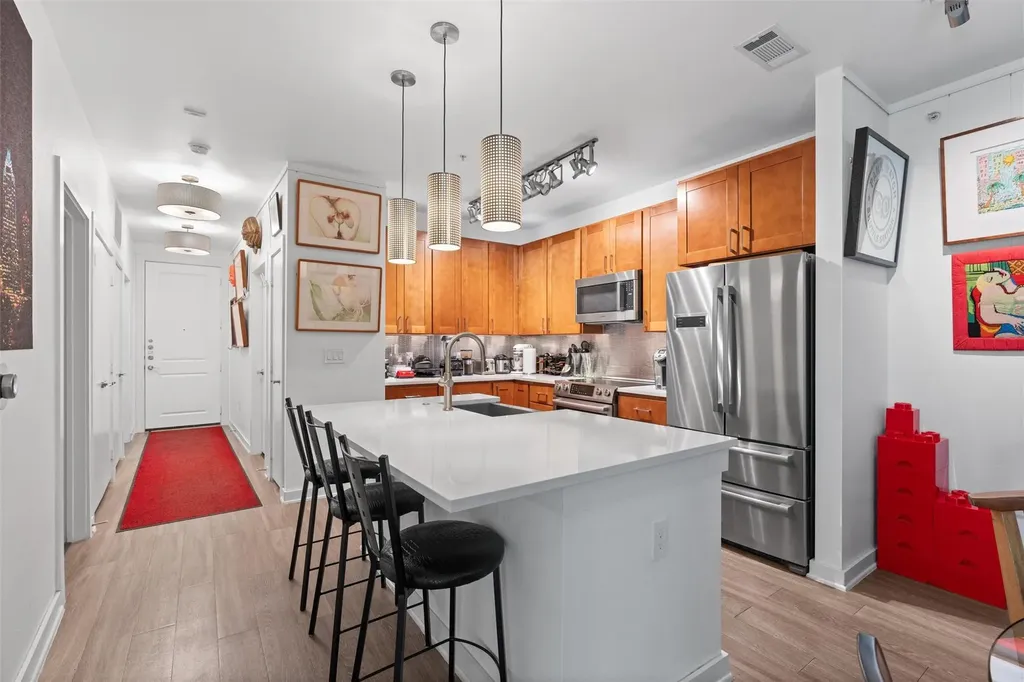 1900 Barton Springs Road Austin TX 78704