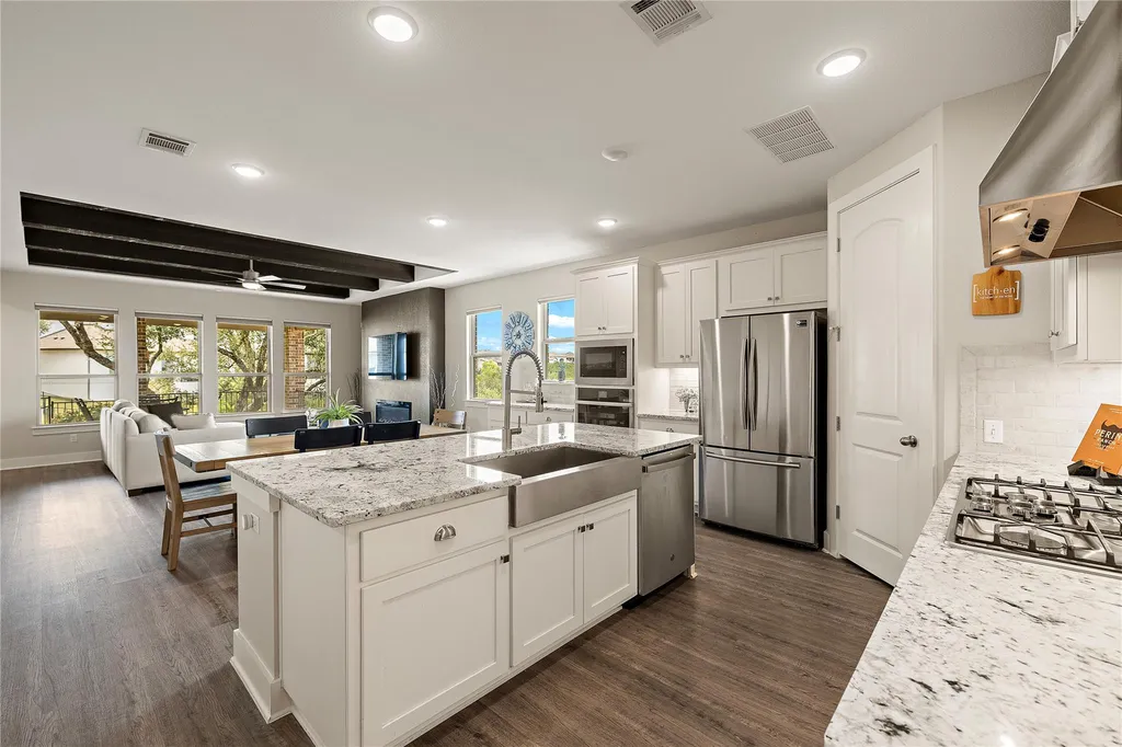 1232 Trevi Fontana Drive Leander TX 78641