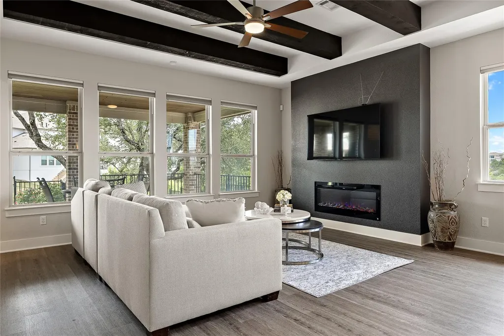 1232 Trevi Fontana Drive Leander TX 78641