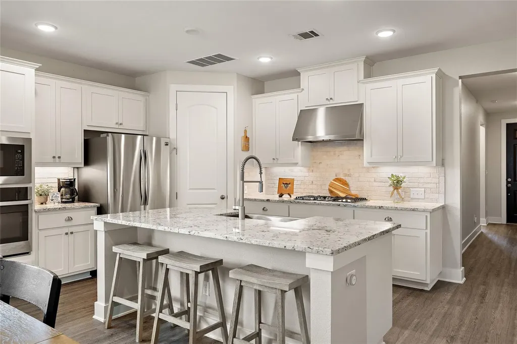 1232 Trevi Fontana Drive Leander TX 78641