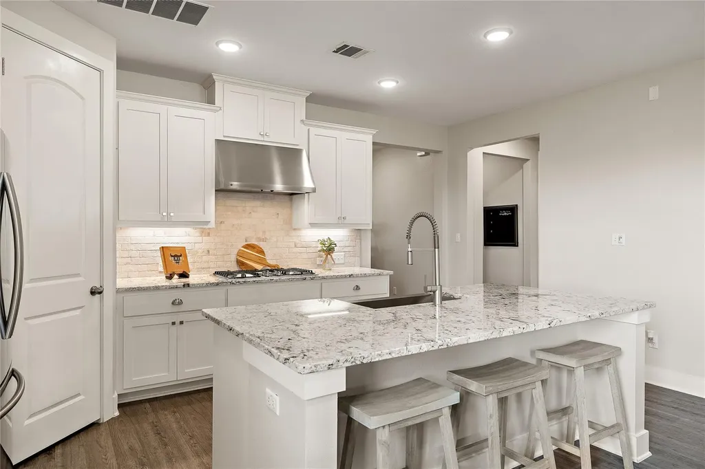 1232 Trevi Fontana Drive Leander TX 78641