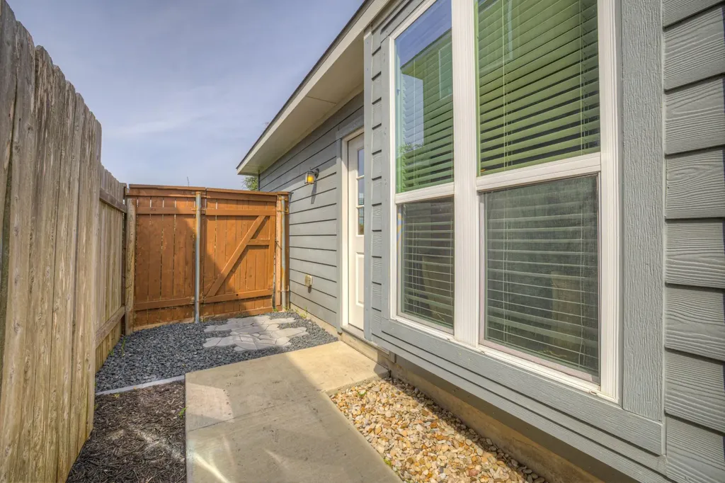 109 Bosque Drive San Marcos TX 78666