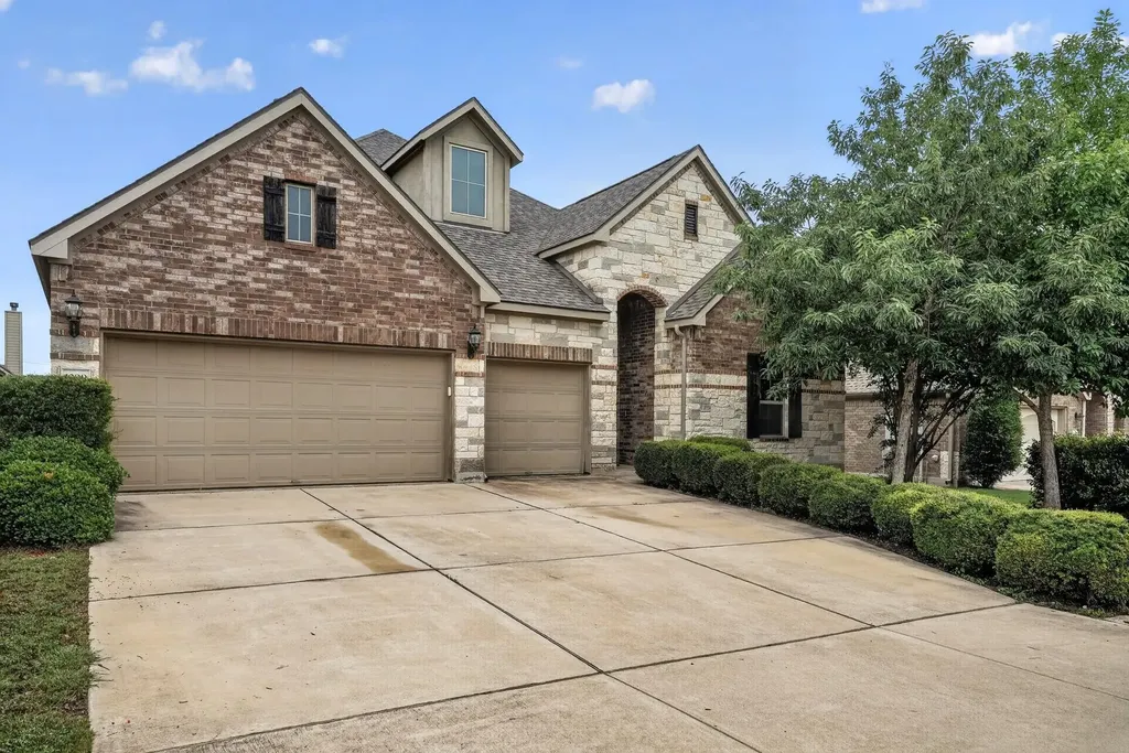 1009 Wolcott Drive Leander TX 78641