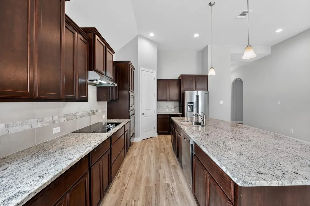 1009 Wolcott Drive Leander TX 78641