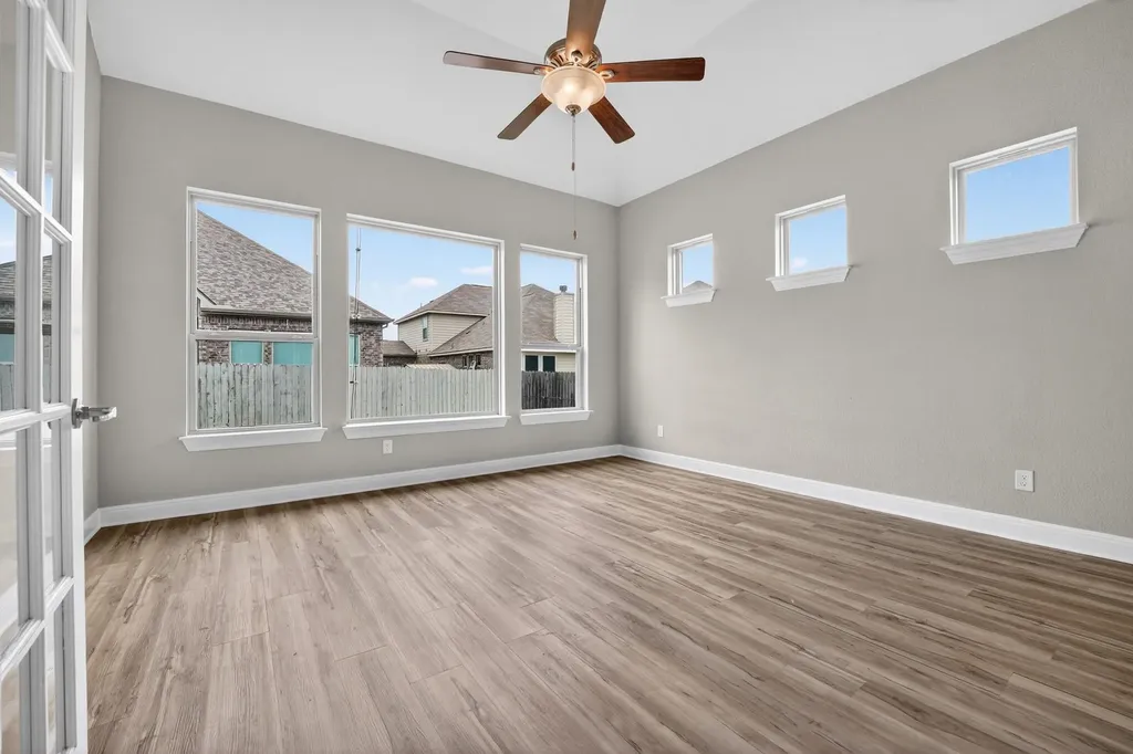 1009 Wolcott Drive Leander TX 78641