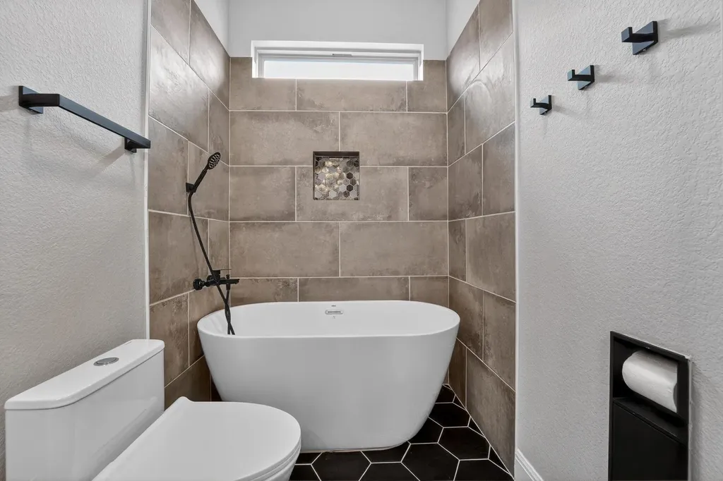 1009 Wolcott Drive Leander TX 78641