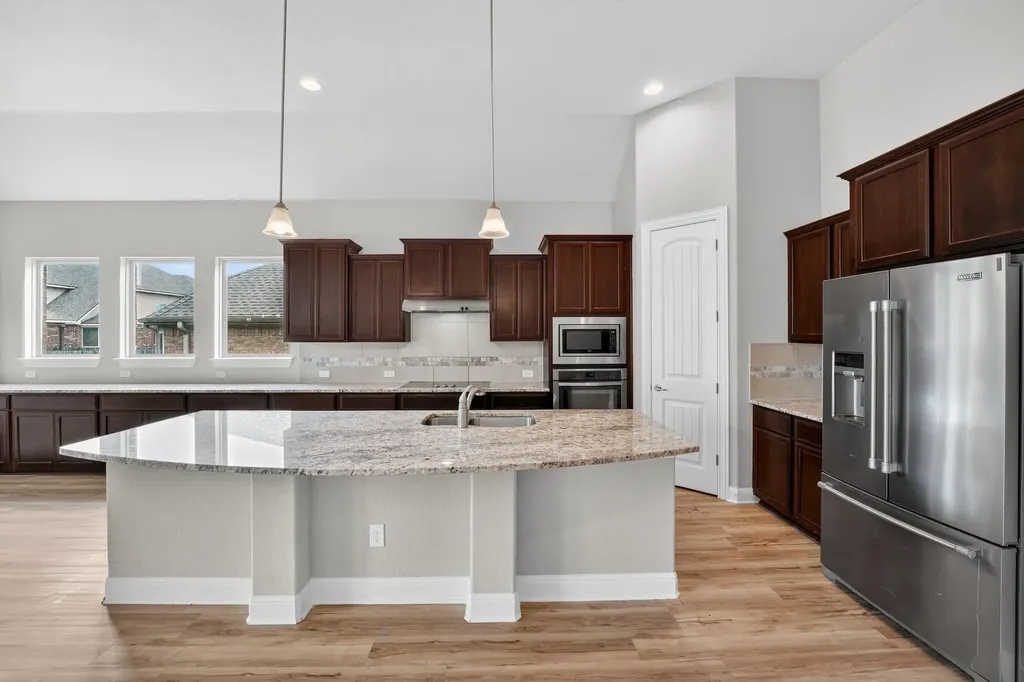 1009 Wolcott Drive Leander TX 78641