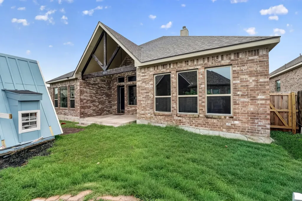 1009 Wolcott Drive Leander TX 78641