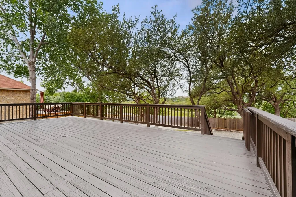 8617 Cobblestone Austin TX 78735