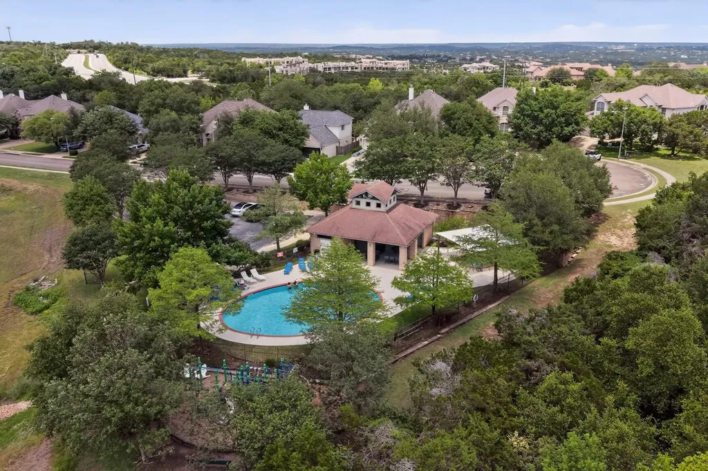 8617 Cobblestone Austin TX 78735