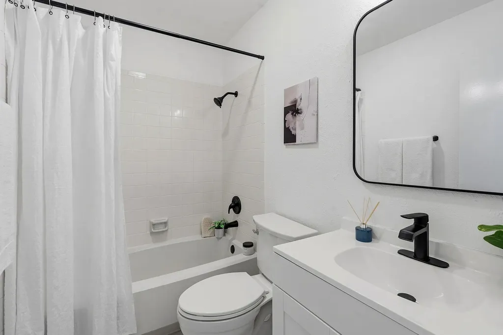 2702 Calabash Cove Austin TX 78745