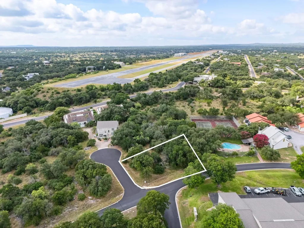 301 Out Yonder Horseshoe Bay TX 78657