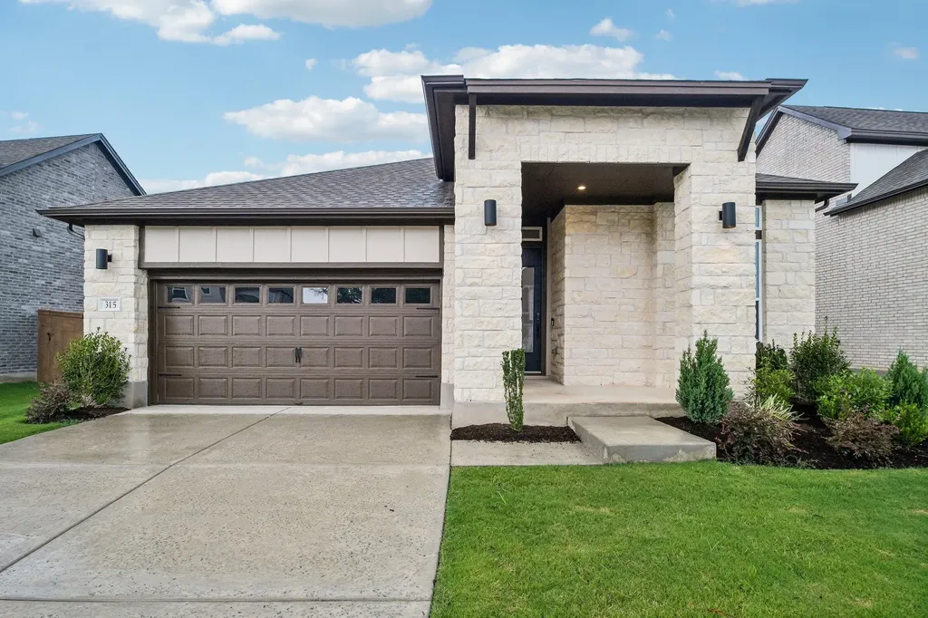 315 San Saba Drive Buda TX 78610
