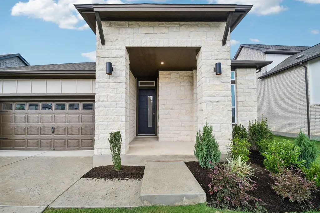 315 San Saba Drive Buda TX 78610