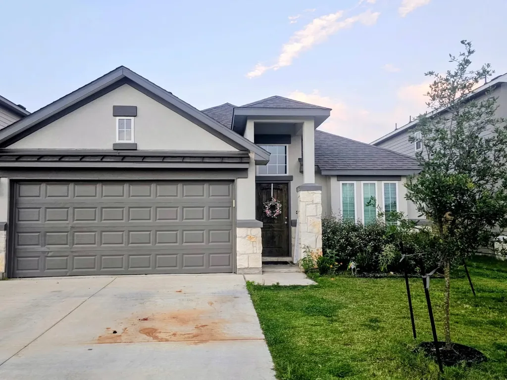 154 Arena Drive Liberty Hill TX 78642
