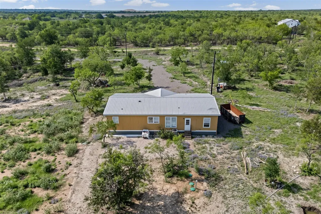 3882 Dry Creek Road Lockhart TX 78644