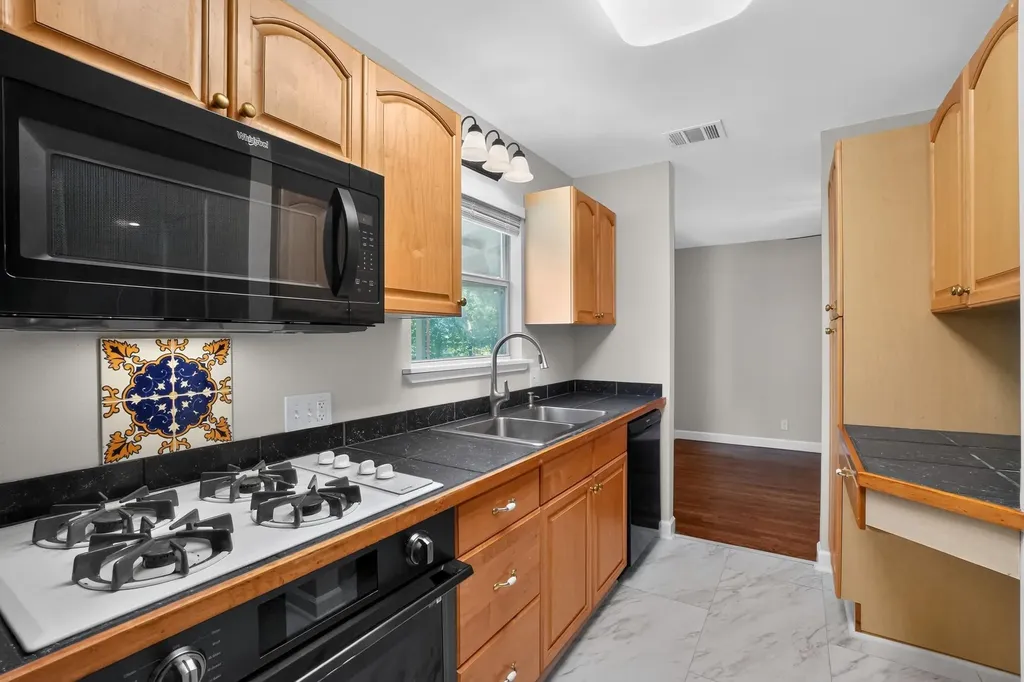 2113 Rabb Road Austin TX 78704