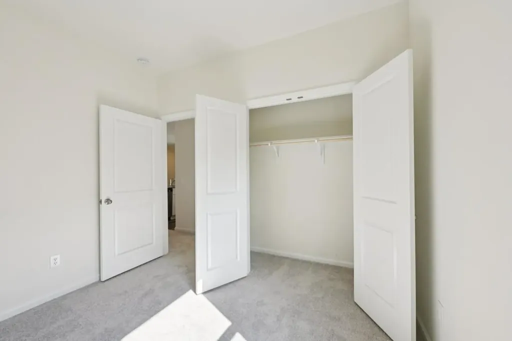 12804 Kentucky Warbler Drive Buda TX 78610