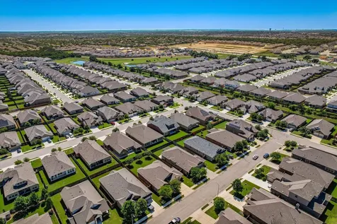 220 Allegrini Street Leander TX 78641