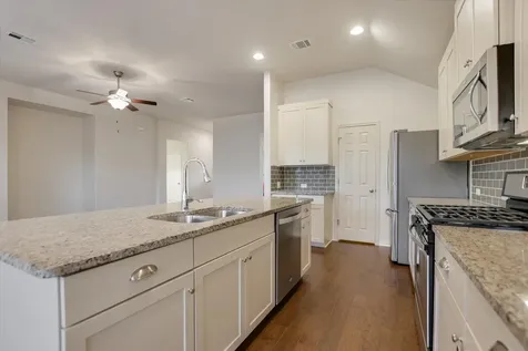 220 Allegrini Street Leander TX 78641