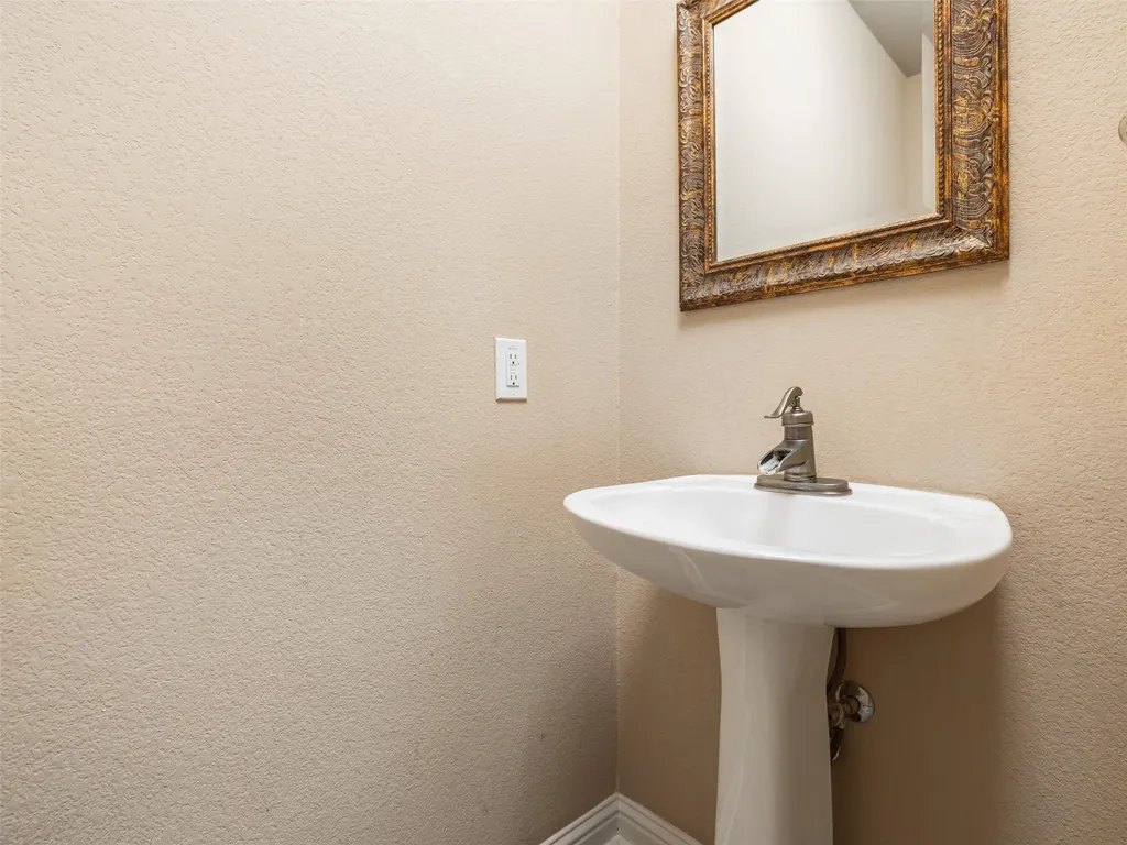 289 Serene Hollow Lane Buda TX 78610