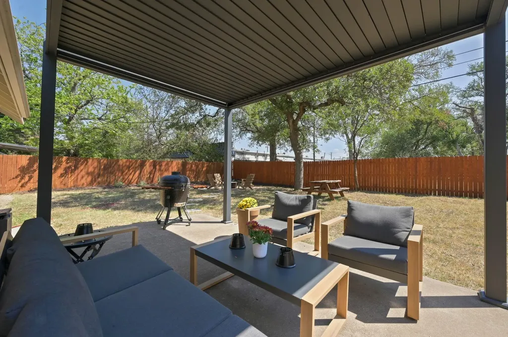 5605 Exeter Drive Austin TX 78723