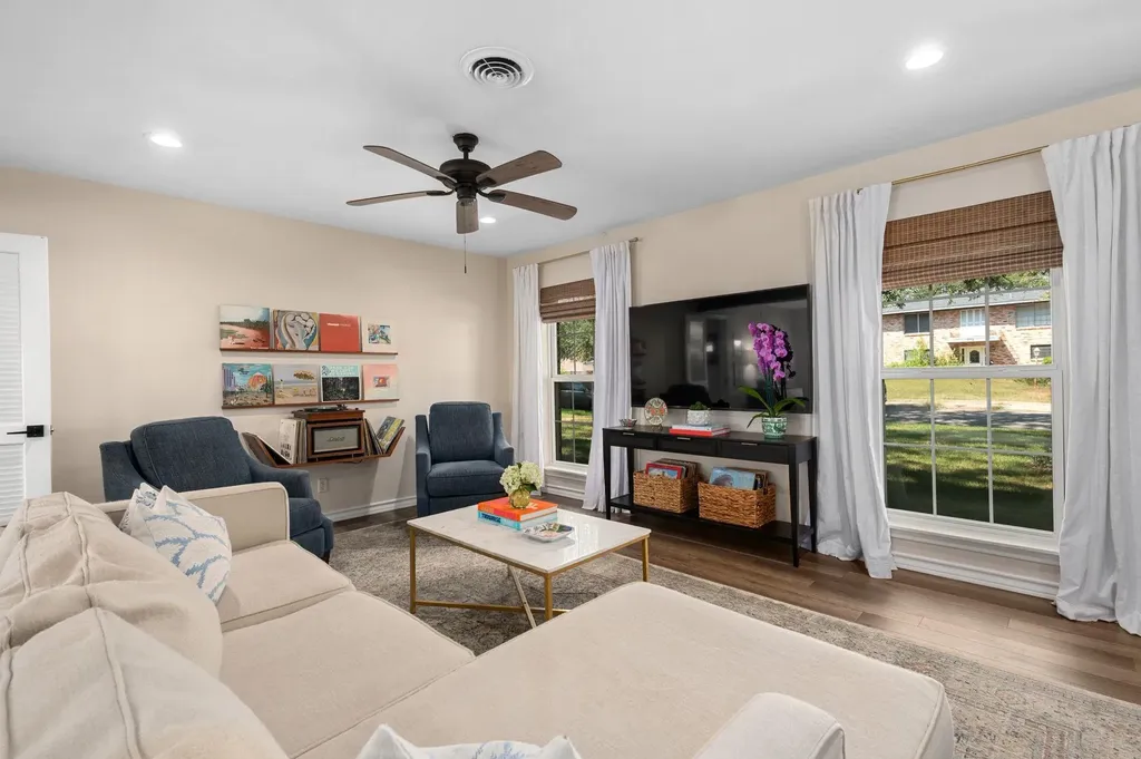 5605 Exeter Drive Austin TX 78723