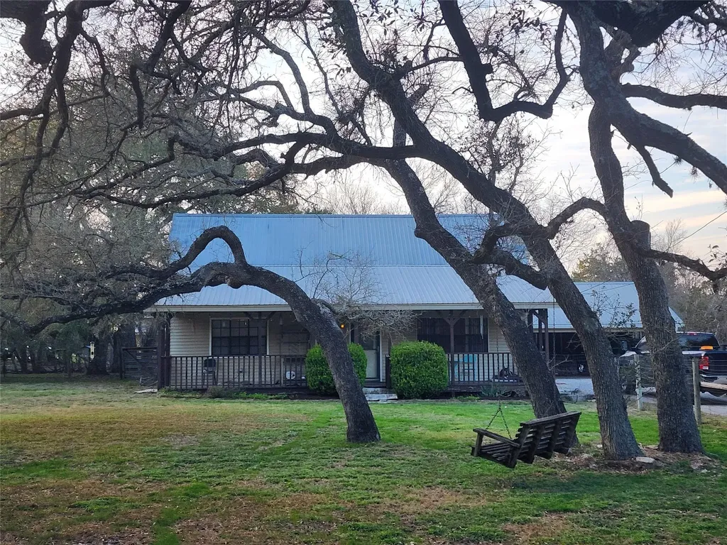 200 Little Barton Drive Dripping Springs TX 78620