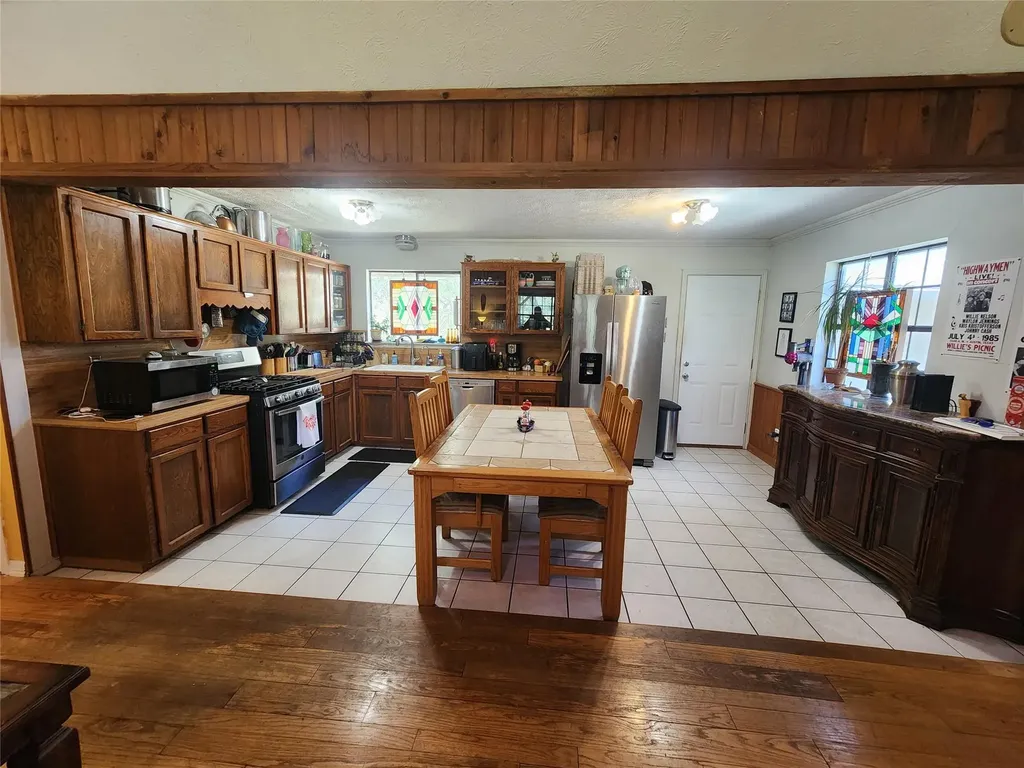 200 Little Barton Drive Dripping Springs TX 78620