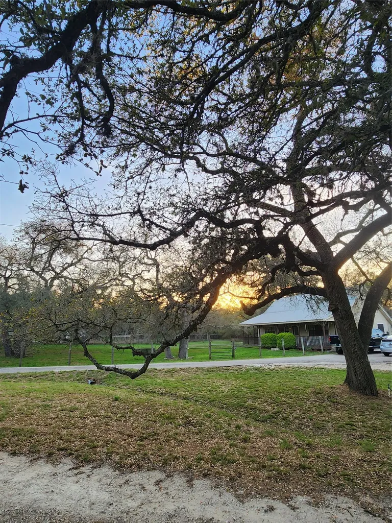 200 Little Barton Drive Dripping Springs TX 78620