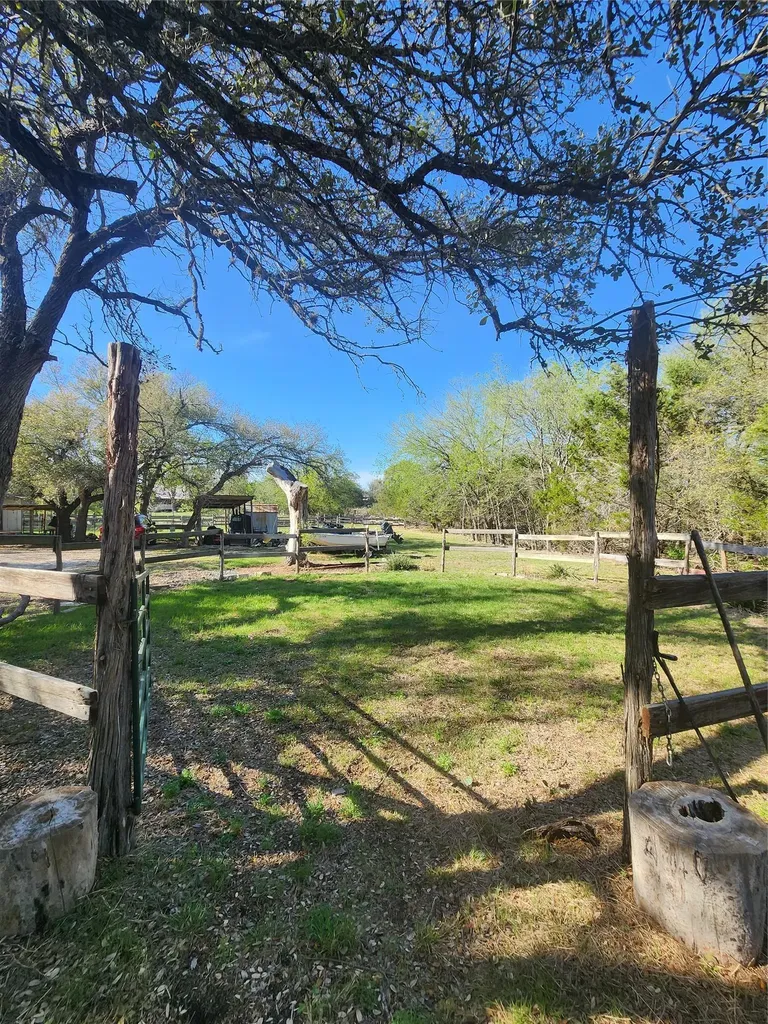 200 Little Barton Drive Dripping Springs TX 78620