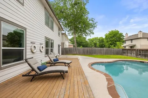 208 Settlers Valley Drive Pflugerville TX 78660