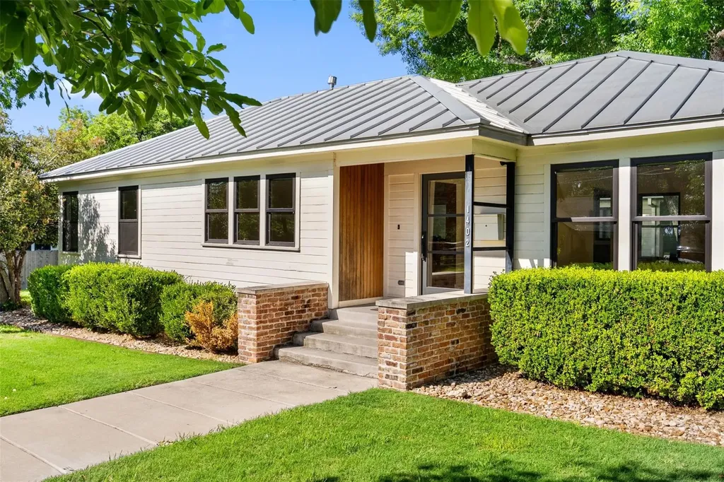1402 Hutto Road Georgetown TX 78626