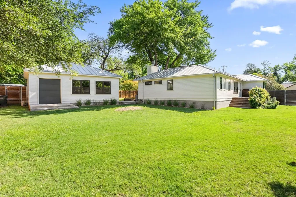 1402 Hutto Road Georgetown TX 78626
