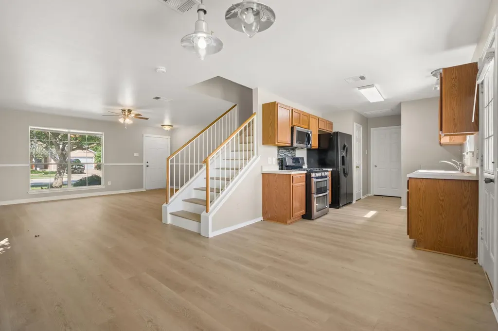2700 Breezy Point Cove Round Rock TX 78665