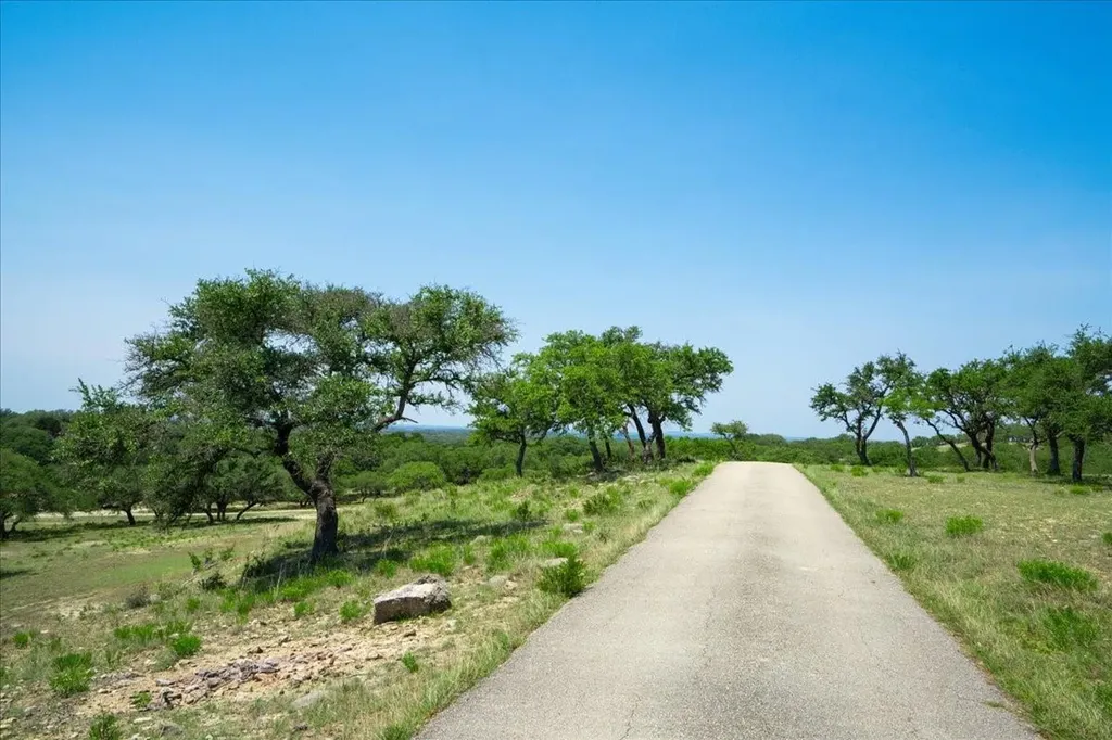 101 Mystic Overlook Drive Dripping Springs TX 78620