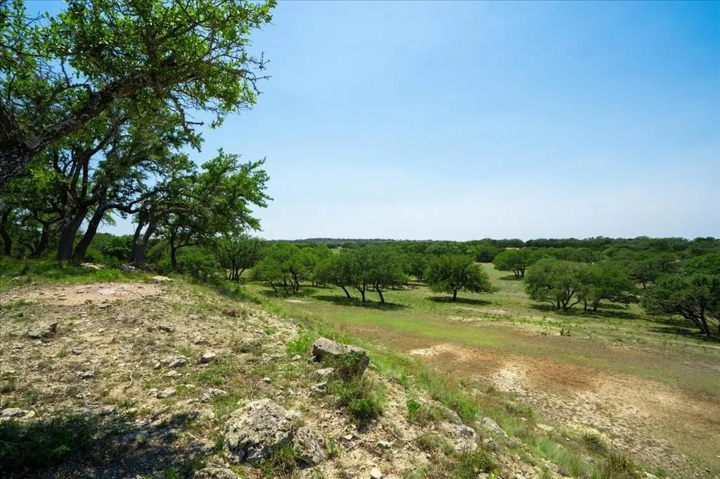 101 Mystic Overlook Drive Dripping Springs TX 78620