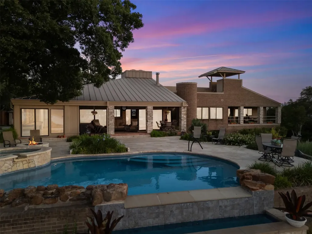 12609 Lyndon Drive Austin TX 78732