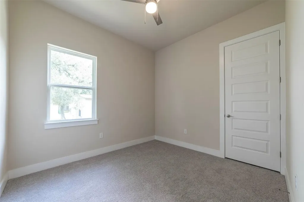 627 Birch Lane Cottonwood Shores TX 78657