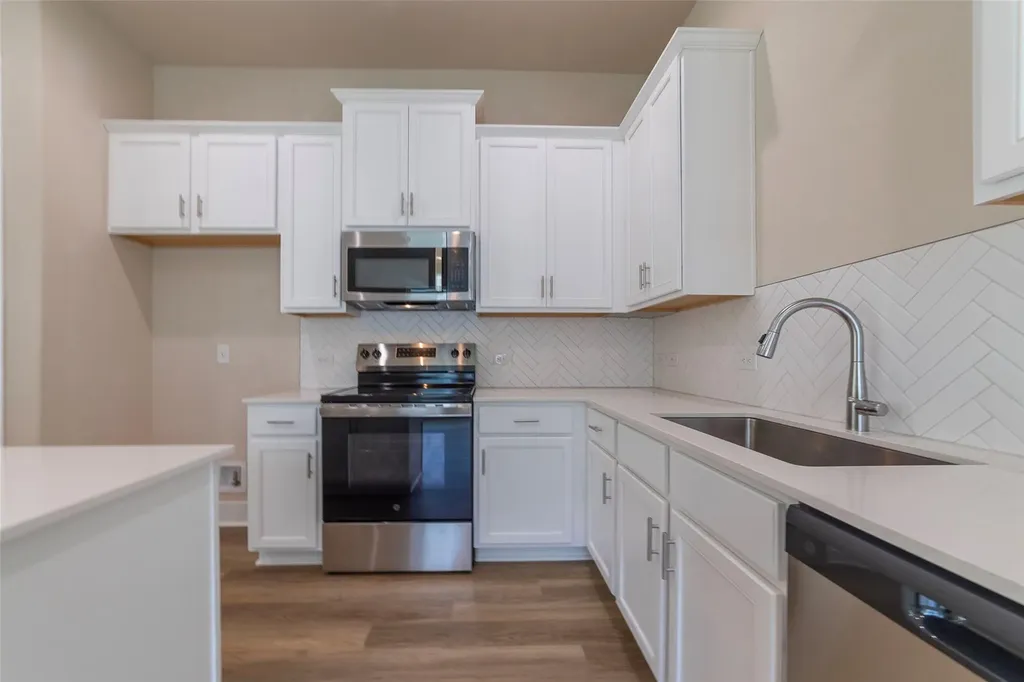 627 Birch Lane Cottonwood Shores TX 78657