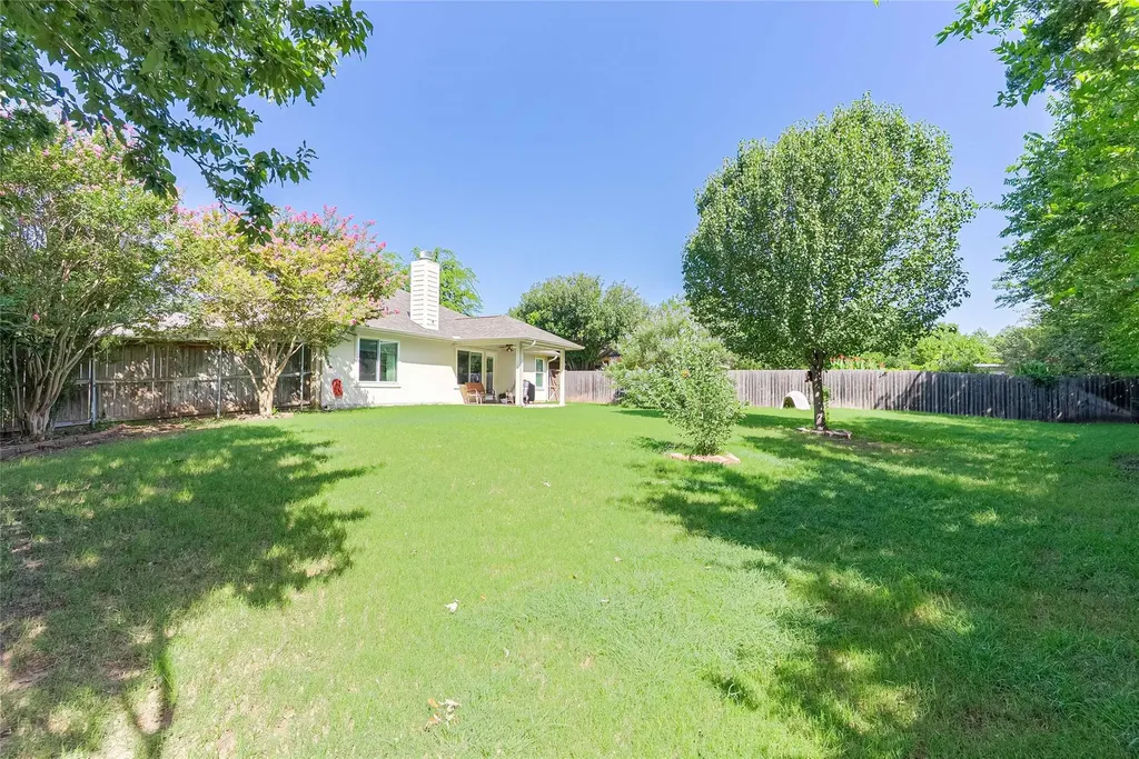 1408 Ridgewood Drive Leander TX 78641